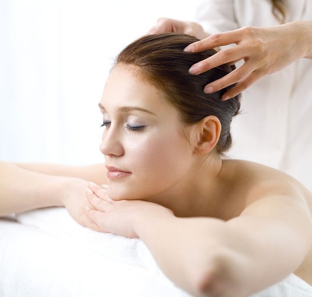 Массирование головы