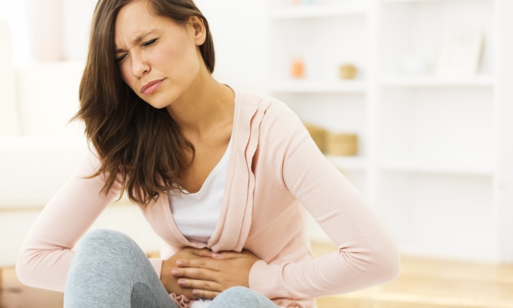 болит желудок