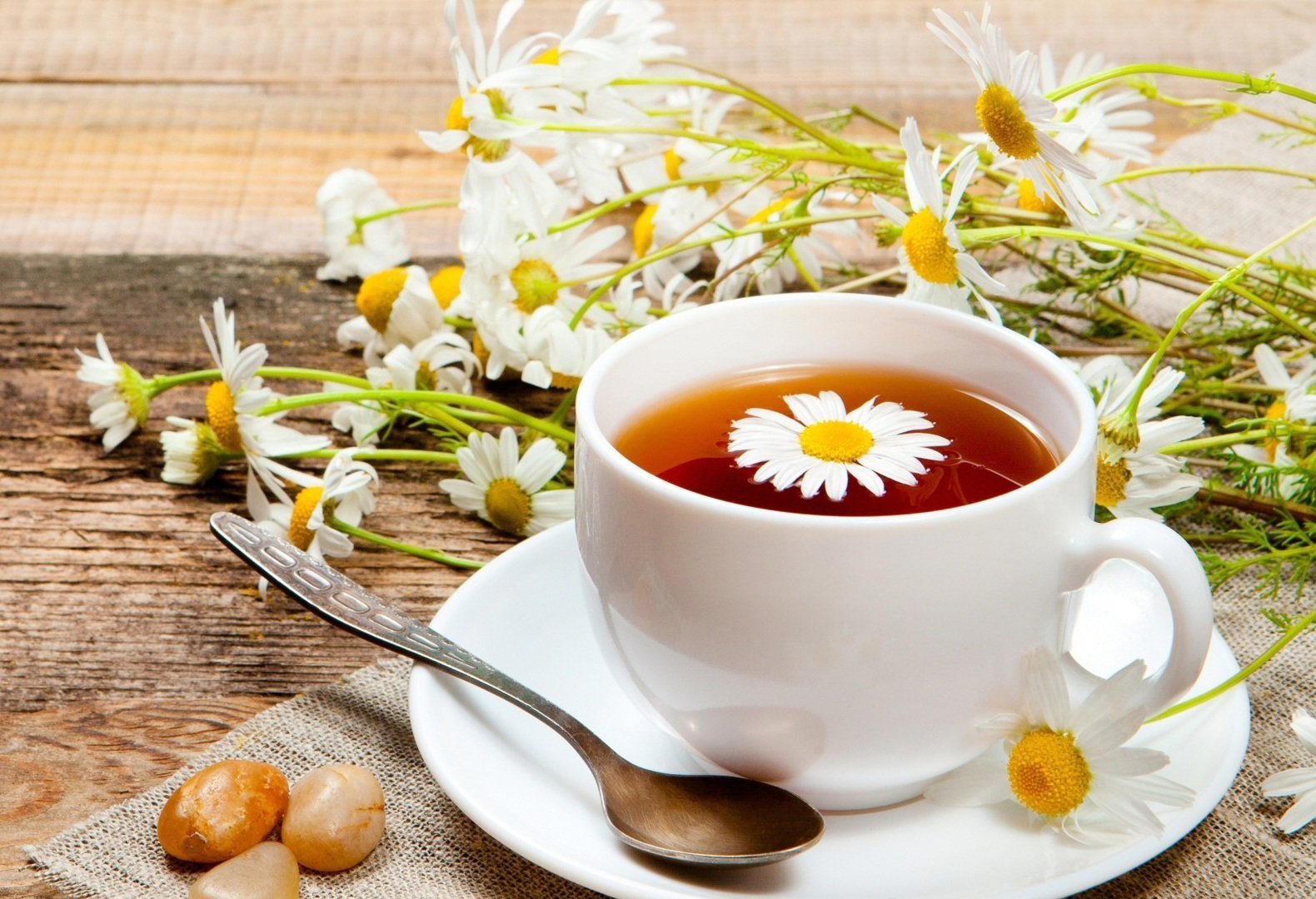 Чай с ромашкой