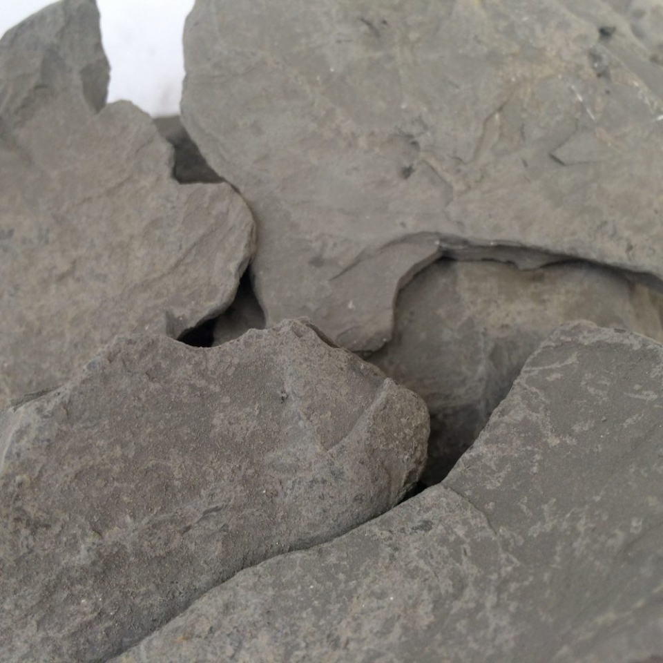 Камешки синей глины