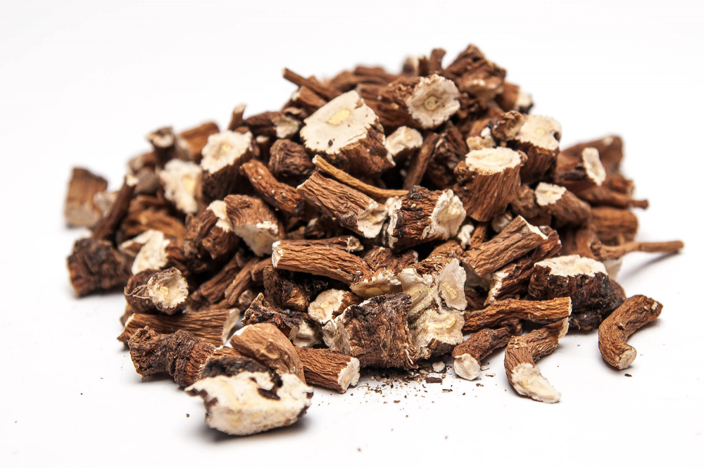 Высушенный измельчённый корень одуванчика