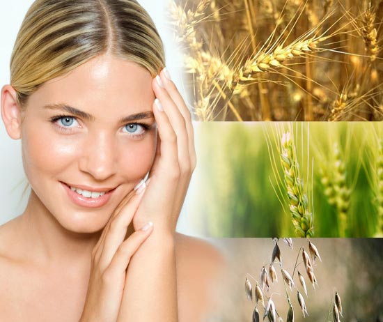 Лицо девушки, пророщенная пшеница