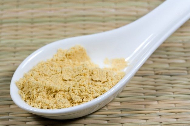 Ложка горчичного порошка