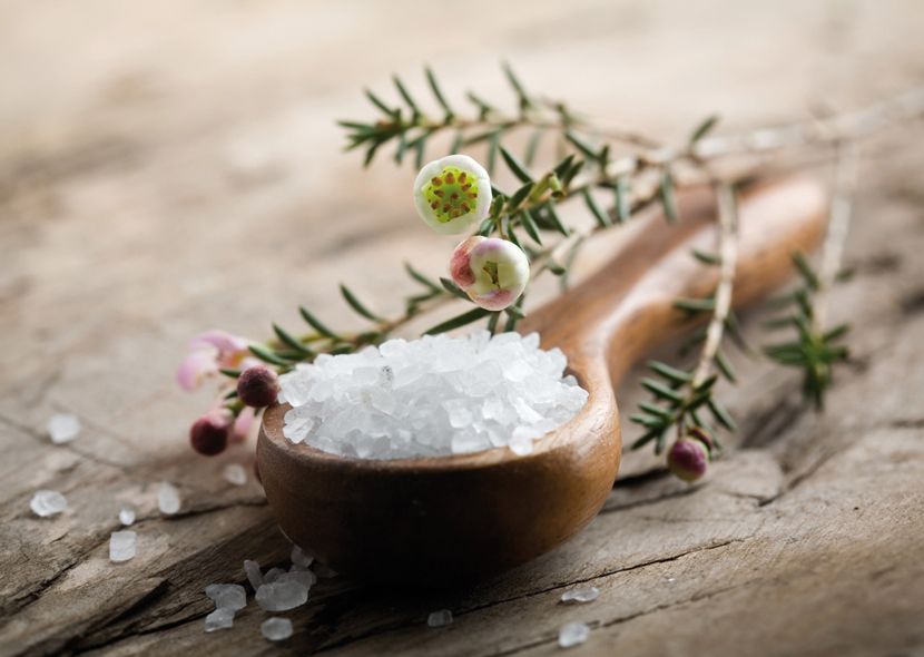 Морская соль в ложке