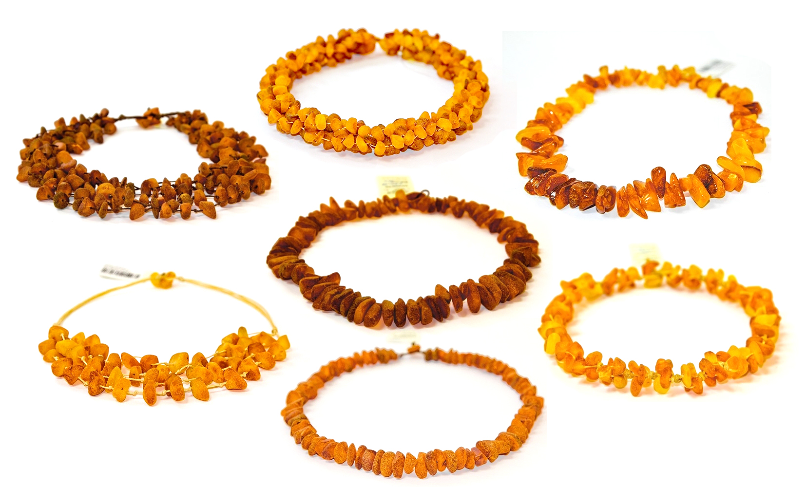 Шесть янтарных ожерелий
