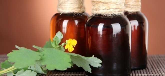 Сок чистотела в банках