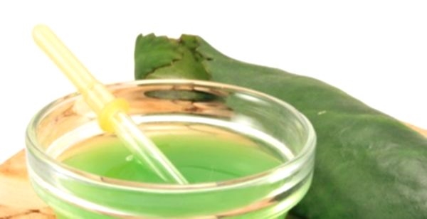 Сок каланхоэ в прозрачной пиалке