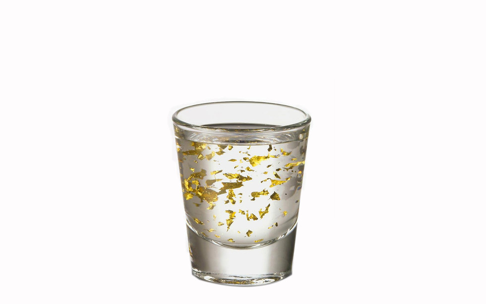 Водка в стопке