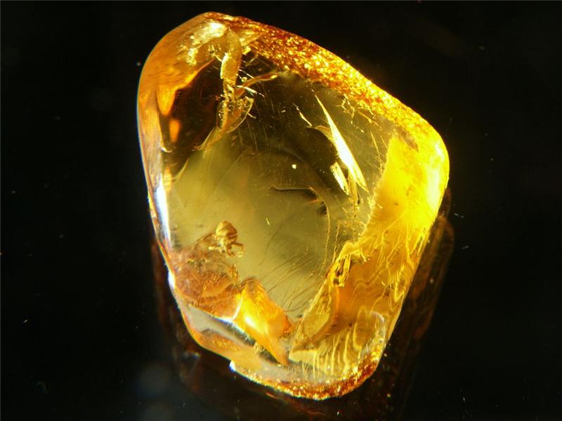 Янтарь прозрачный