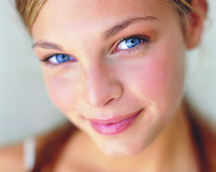 Молодая девушка