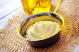 Эффективные маски для волос из майонеза